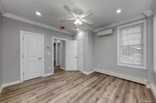 724 E Main St, Riverhead, NY 11901 - Photo 9