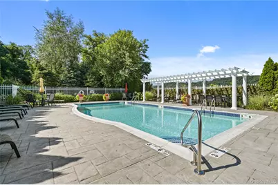 310 Bridgeview Drive, Poughkeepsie, NY 12601 - Photo 33