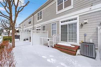 310 Bridgeview Drive, Poughkeepsie, NY 12601 - Photo 27