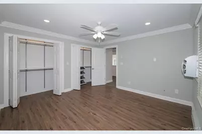 146 Montauk Highway #14, Westhampton, NY 11977 - Photo 7