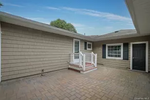 146 Montauk Hwy, Westhampton, NY 11977 - Photo 9