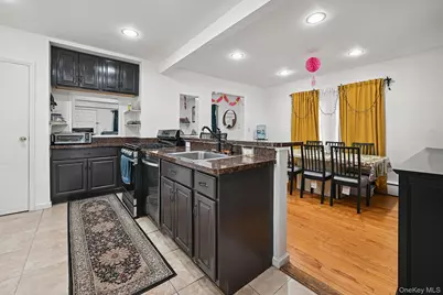 13 Herbert Avenue, Port Washington, NY 11050 - Photo 5