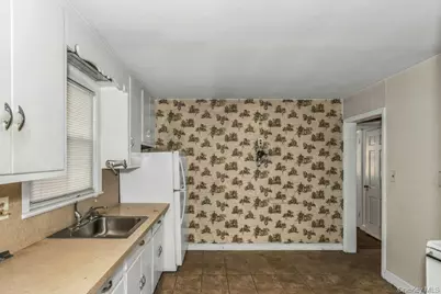 252 Toronto Avenue, Massapequa, NY 11758 - Photo 11