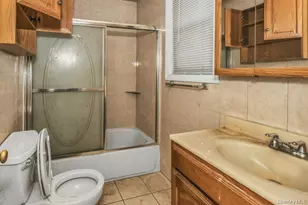 252 Toronto Ave, Massapequa, NY 11758 - Photo 17