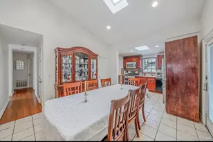 160 Stahley St, Brentwood, NY 11717 - Photo 5