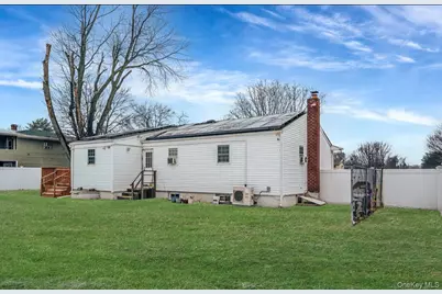 160 Stahley Street, Brentwood, NY 11717 - Photo 13