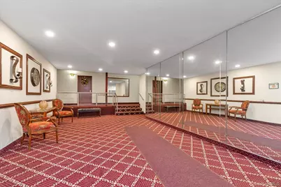 32 Pearsall Avenue #3F, Glen Cove, NY 11542 - Photo 5