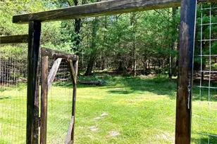 283 Lake View Dr, Highland Lake, NY 12743 - Photo 17