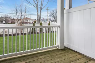 28 Spring Dr, Seaford, NY 11783 - Photo 23