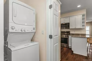 28 Spring Dr, Seaford, NY 11783 - Photo 9