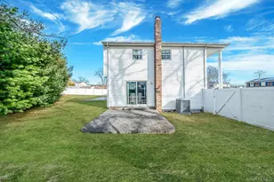 3 Mt Marcy Ave, Farmingville, NY 11738 - Photo 29