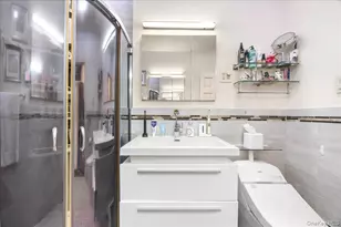 1015 Old Post Rd, Mamaroneck, NY 10543 - Photo 19