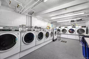 1015 Old Post Rd, Mamaroneck, NY 10543 - Photo 21