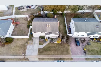 3427 Carey Lane, Baldwin, NY 11510 - Photo 31