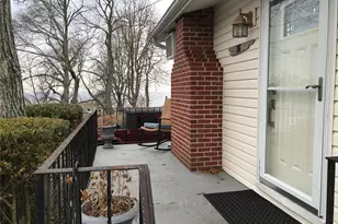 36 Oak Ln, Wading River, NY 11792 - Photo 3