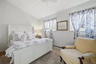 36 Oak Ln, Wading River, NY 11792 - Photo 15