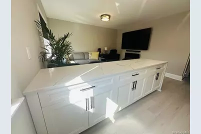 81-22 77th Avenue, Glendale, NY 11385 - Photo 3