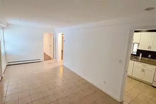 35 Washington Ave N, White Plains, NY 10603 - Photo 3