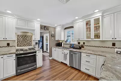 13 Watergate Drive, Amawalk, NY 10501 - Photo 17