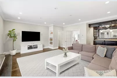 107 Munson Street, Port Chester, NY 10573 - Photo 13