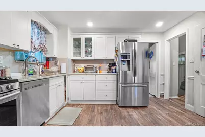 10823 174th Street, Jamaica, NY 11433 - Photo 5