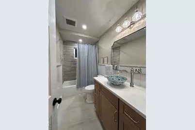 33 Loughlin Dr, Shirley, NY 11967 - Photo 3