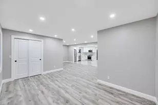 27 Ash St, Central Islip, NY 11722 - Photo 9