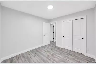 27 Ash Street, Central Islip, NY 11722 - Photo 15