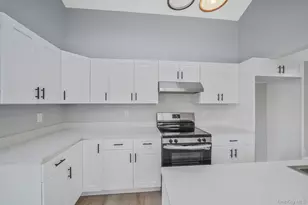 139 Madison St, Mastic, NY 11950 - Photo 11