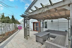 116 Nottingham Rd, Manhasset Hills, NY 11040 - Photo 27