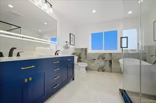 27 Poppy Ln, Levittown, NY 11756 - Photo 33