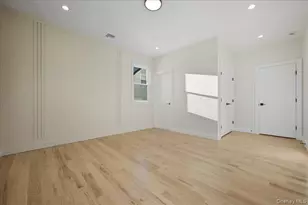 27 Poppy Ln, Levittown, NY 11756 - Photo 25