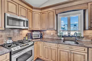 219 Hyman Ave, West Islip, NY 11795 - Photo 13