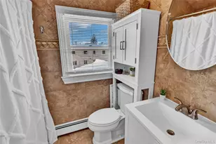 219 Hyman Ave, West Islip, NY 11795 - Photo 19