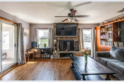 394 Smith Road, Hyde Park, NY 12538 - Photo 21