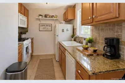 15 Alpine Drive #F, Wappingers Falls, NY 12590 - Photo 5