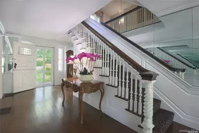 435 Bryant Avenue #HOUSE, Roslyn, NY 11576 - Photo 7