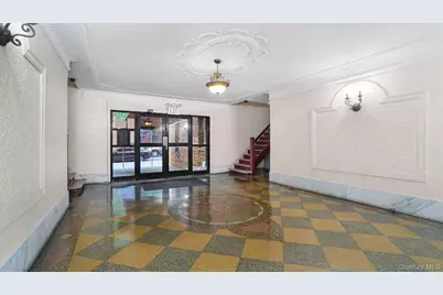 1922 McGraw Avenue #6I, Bronx, NY 10462 - Photo 9