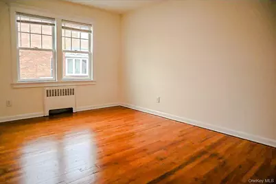 2233 Private, Whitestone, NY 11357 - Photo 9