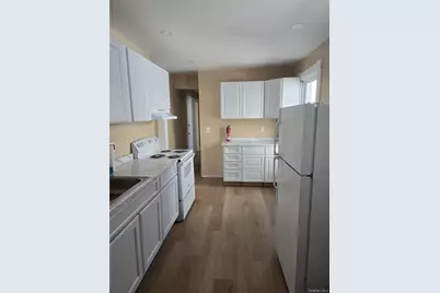 30 S White Street, Poughkeepsie, NY 12601 - Photo 9