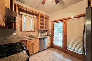 85-17 115th St, Richmond Hill, NY 11418 - Photo 5