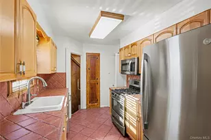 12 King St, Freeport, NY 11520 - Photo 15