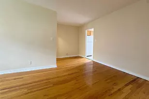 202-06 Rocky Hill Rd, Bayside, NY 11361 - Photo 9