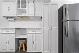 311 E 25th St, New York, NY 10010 - Photo 3