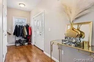 214 Prospect St, Newburgh, NY 12550 - Photo 5