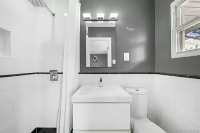 164 Drisler Avenue, White Plains, NY 10607 - Photo 27