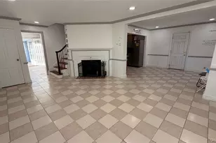 185 Weir St, Hempstead, NY 11550 - Photo 3