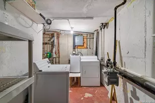 576 Barbey St, Brooklyn, NY 11207 - Photo 17