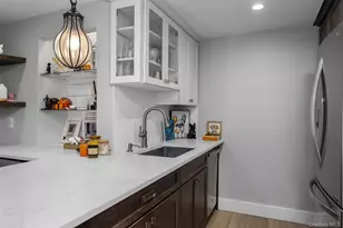 185 W Park Ave, Long Beach, NY 11561 - Photo 11