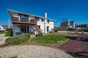 230 Sequams Lane Center, West Islip, NY 11795 - Photo 21
